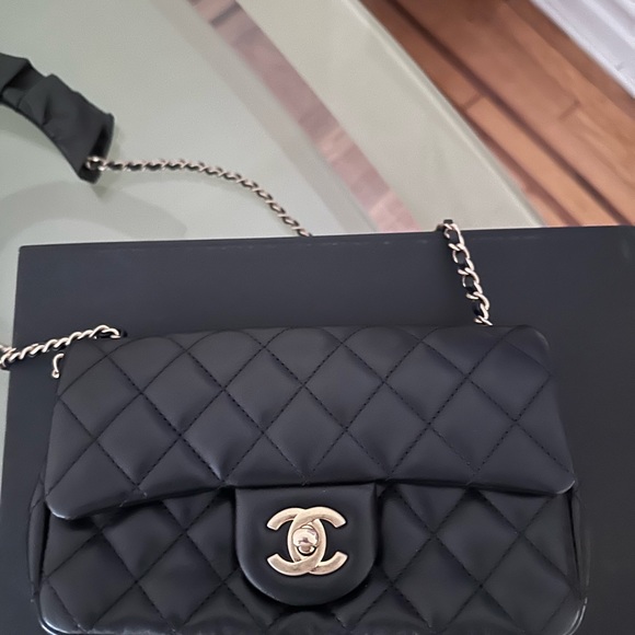 Chanel black lambskin romance mini with brushed gold hardware - Picture 10 of 16